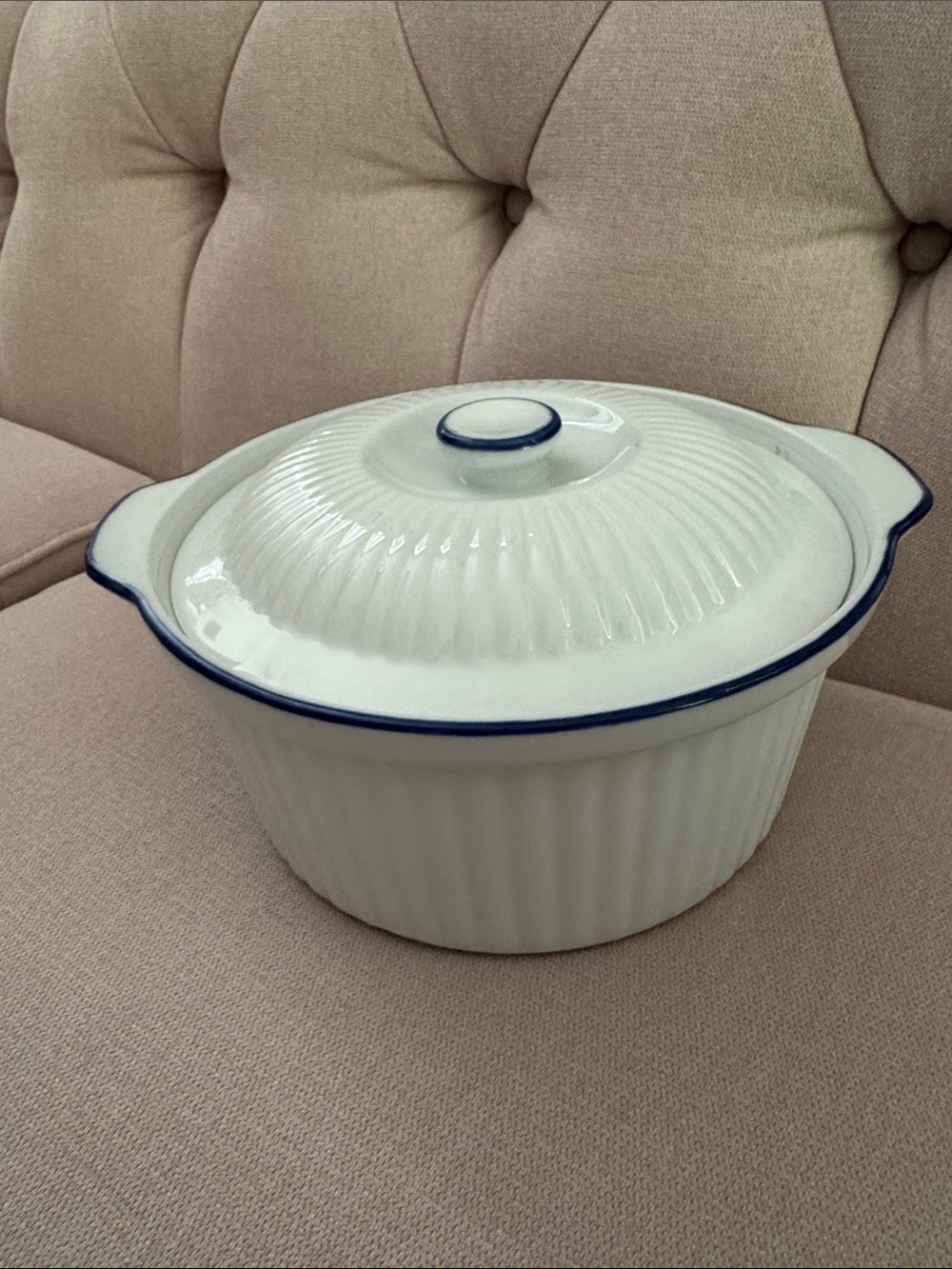 BIA Blanc De Table Casserole Dish With Lid Round White Blue Ribbed 8.5”x 4.5”